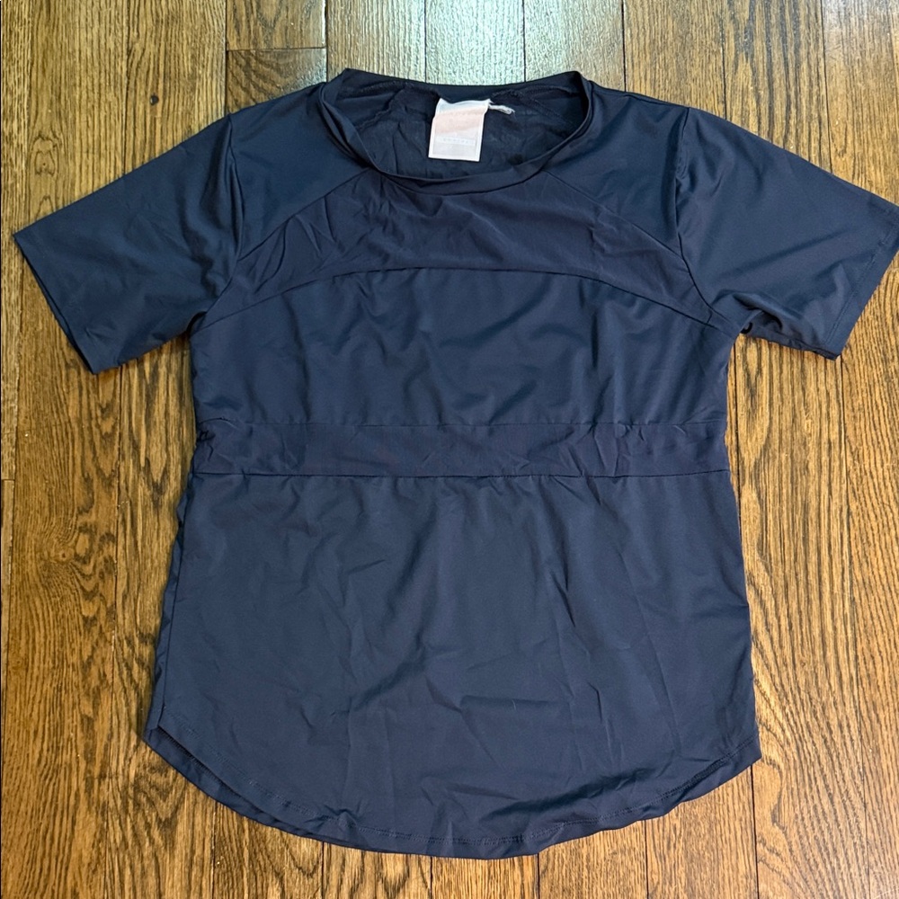 Varley Performance Size Small Navy Cutout Short Sleeve Top